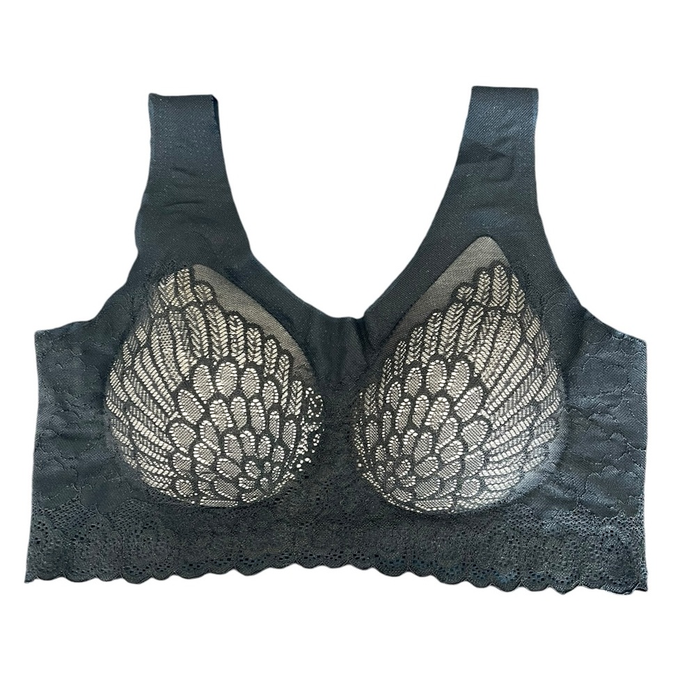 Wireless Black Lace Bra with Decorative Contrast Cups
